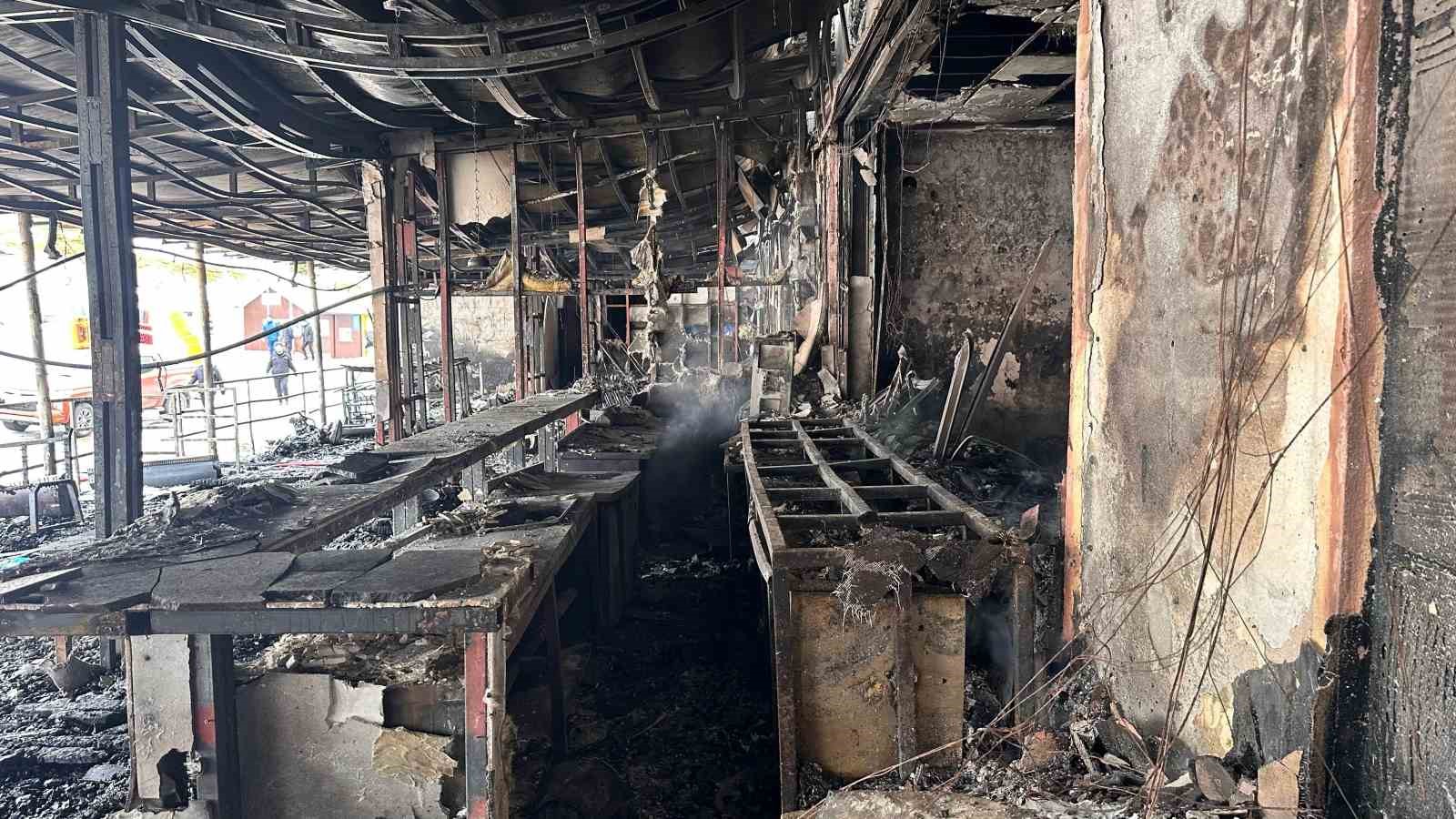 Uludağ’daki otel yangını davasında ev hapsi kararı
