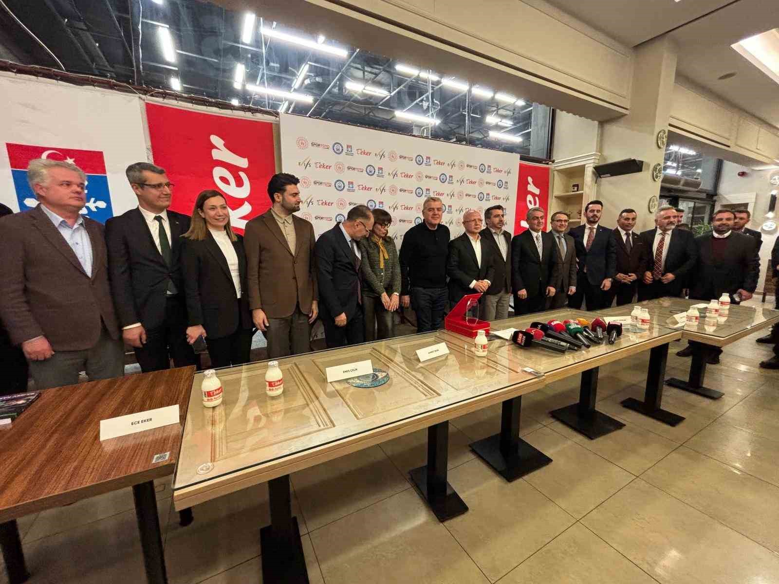 Uludağ’daki uluslararası kayak organizasyonlarının lansmanı Bursa’da yapıldı
