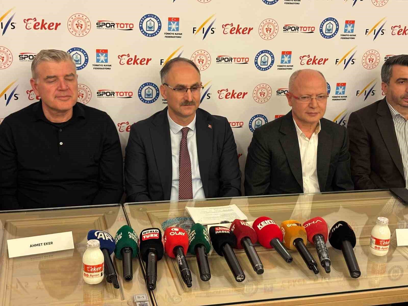 Uludağ’daki uluslararası kayak organizasyonlarının lansmanı Bursa’da yapıldı
