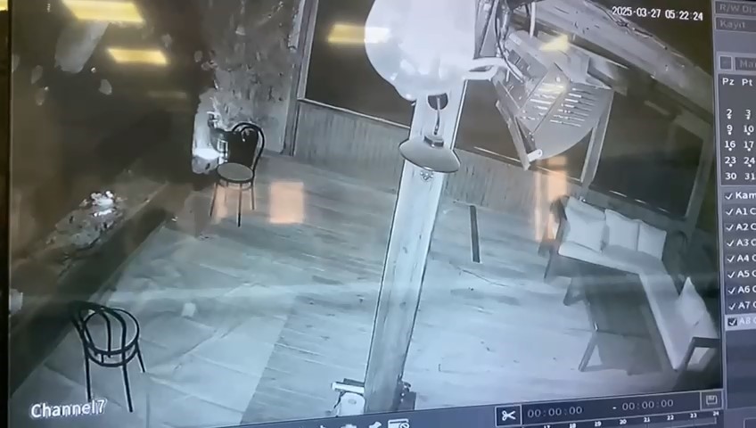 Uludağ’daki yangında birinci kusurlu, ölen kayak hocasının şirketi sayıldı
Uludağ’daki yangında birinci kusurlu, ölen kayak hocasının şirketi sayıldı
