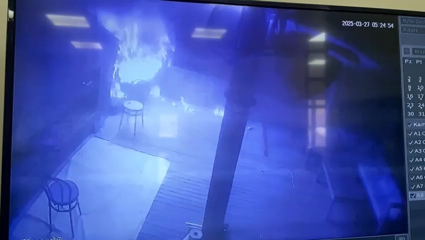 Uludağ’daki yangında birinci kusurlu, ölen kayak hocasının şirketi sayıldı
Uludağ’daki yangında birinci kusurlu, ölen kayak hocasının şirketi sayıldı