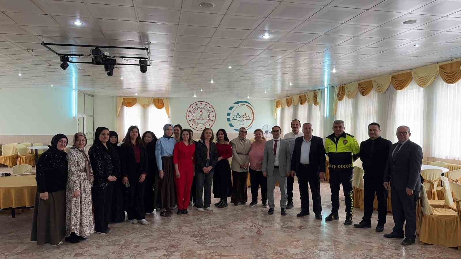 Ulukışla’da pastacılık kursiyerleri hünerlerini sergiledi
