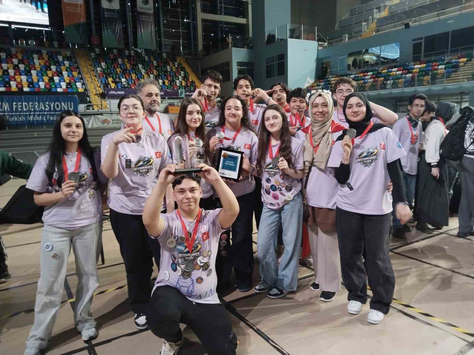 Uluslararası arenada Bursa’yı temsil eden okul 2’inci oldu
