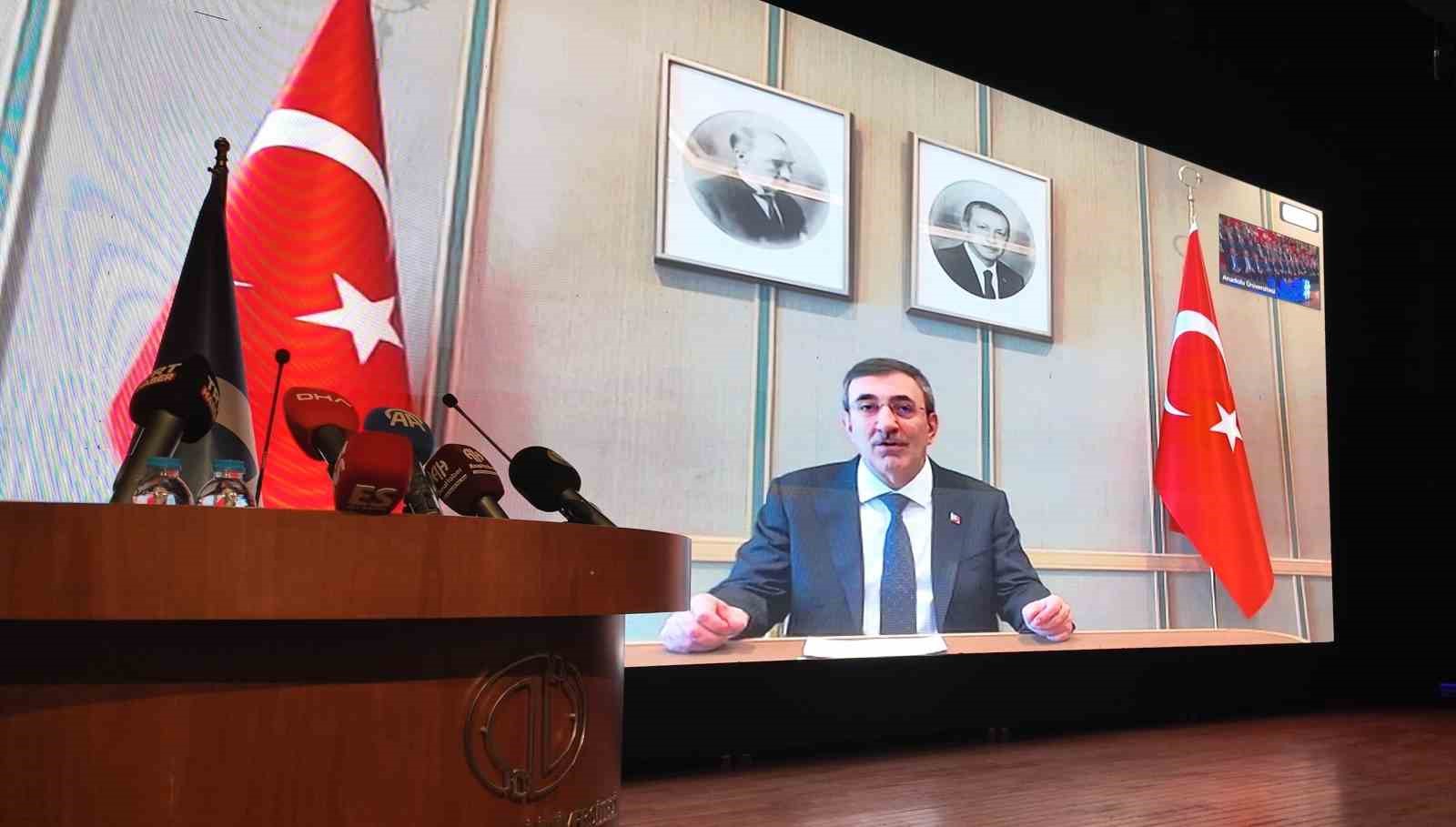 ’Uluslararası Eskişehir Yapay Zekâ Zirvesi’ düzenlendi
