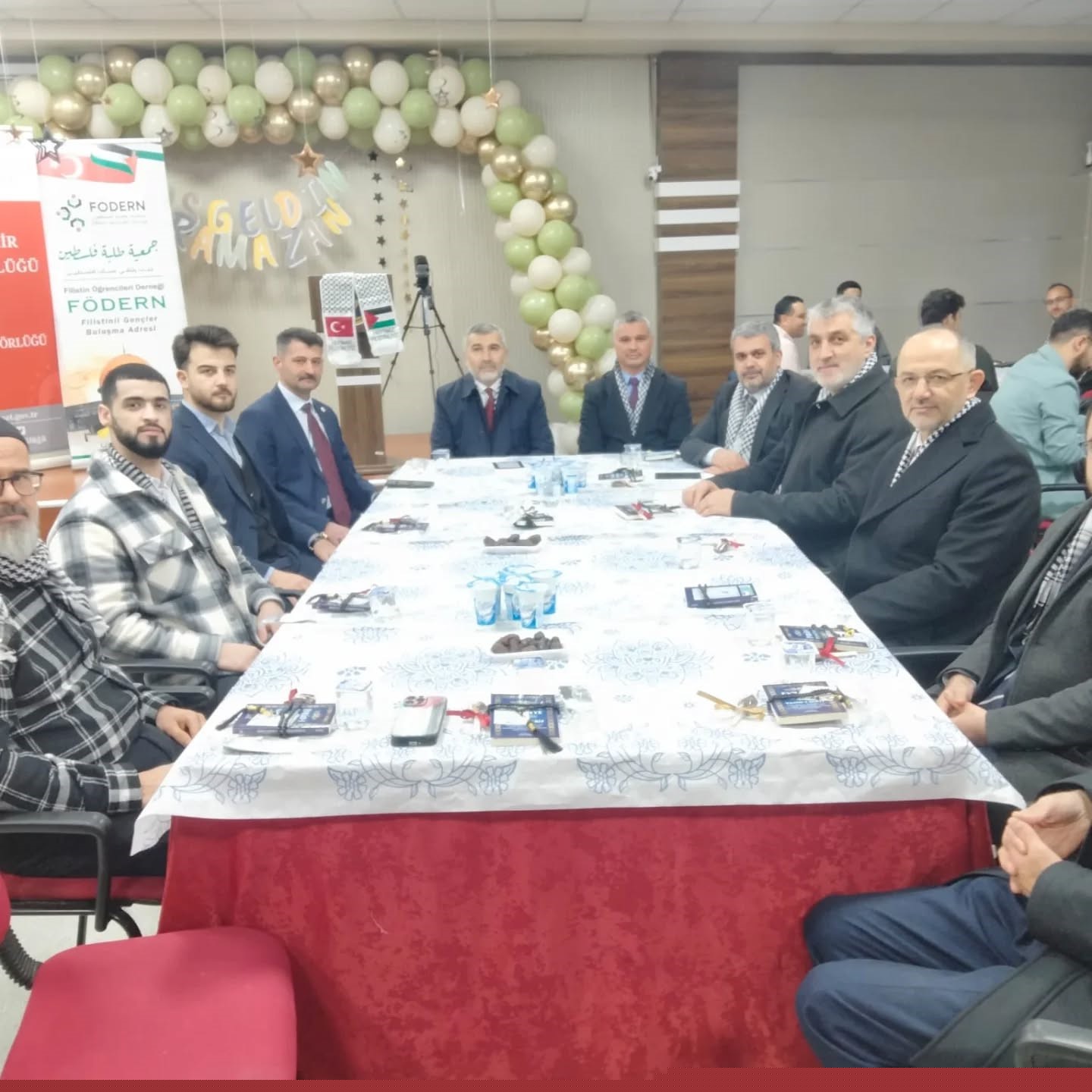Uluslararası öğrenciler iftarda bir araya geldi
