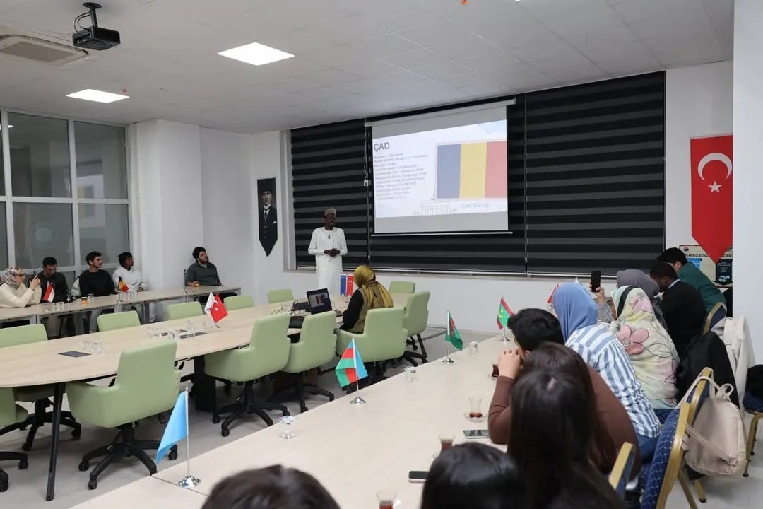 Uluslararası öğrencilerden "Benim Ülkem, Benim Kültürüm" etkinliği
Uluslararası öğrencilerden "Benim Ülkem, Benim Kültürüm" etkinliği