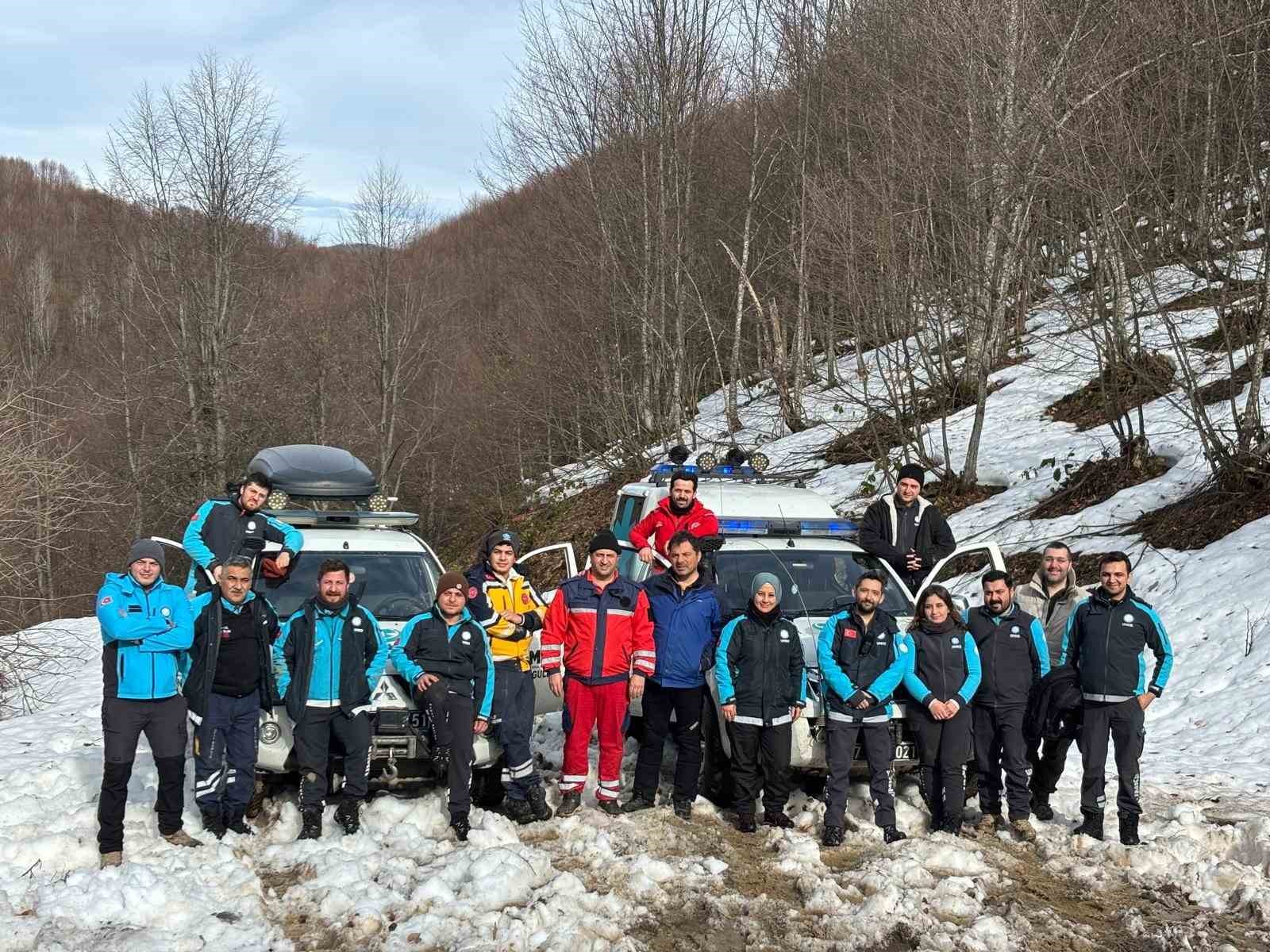 UMKE personellerine zorlu arazi eğitimi
UMKE personellerine zorlu arazi eğitimi