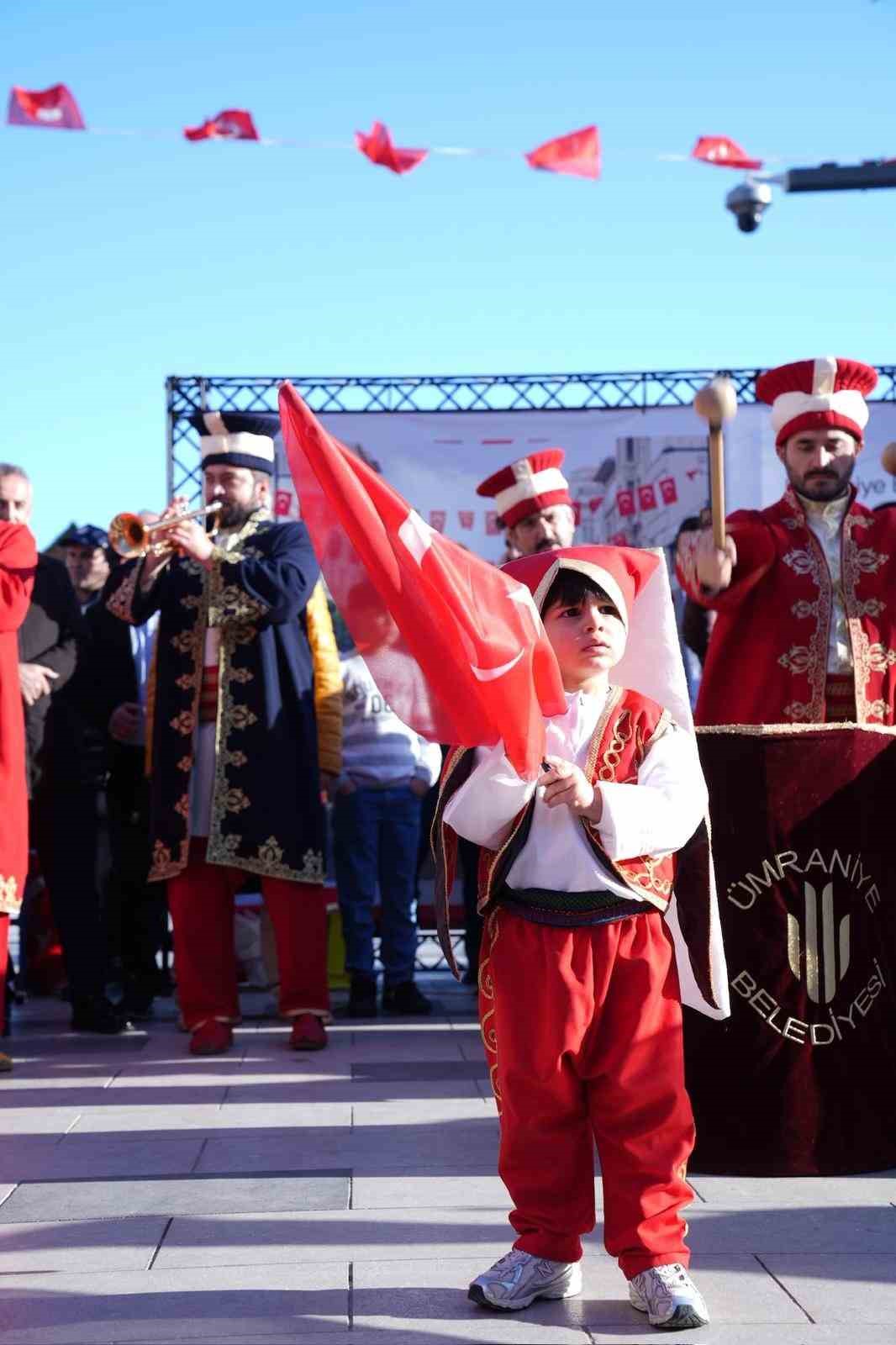 Ümraniye mehtere sırtını çevirmedi
