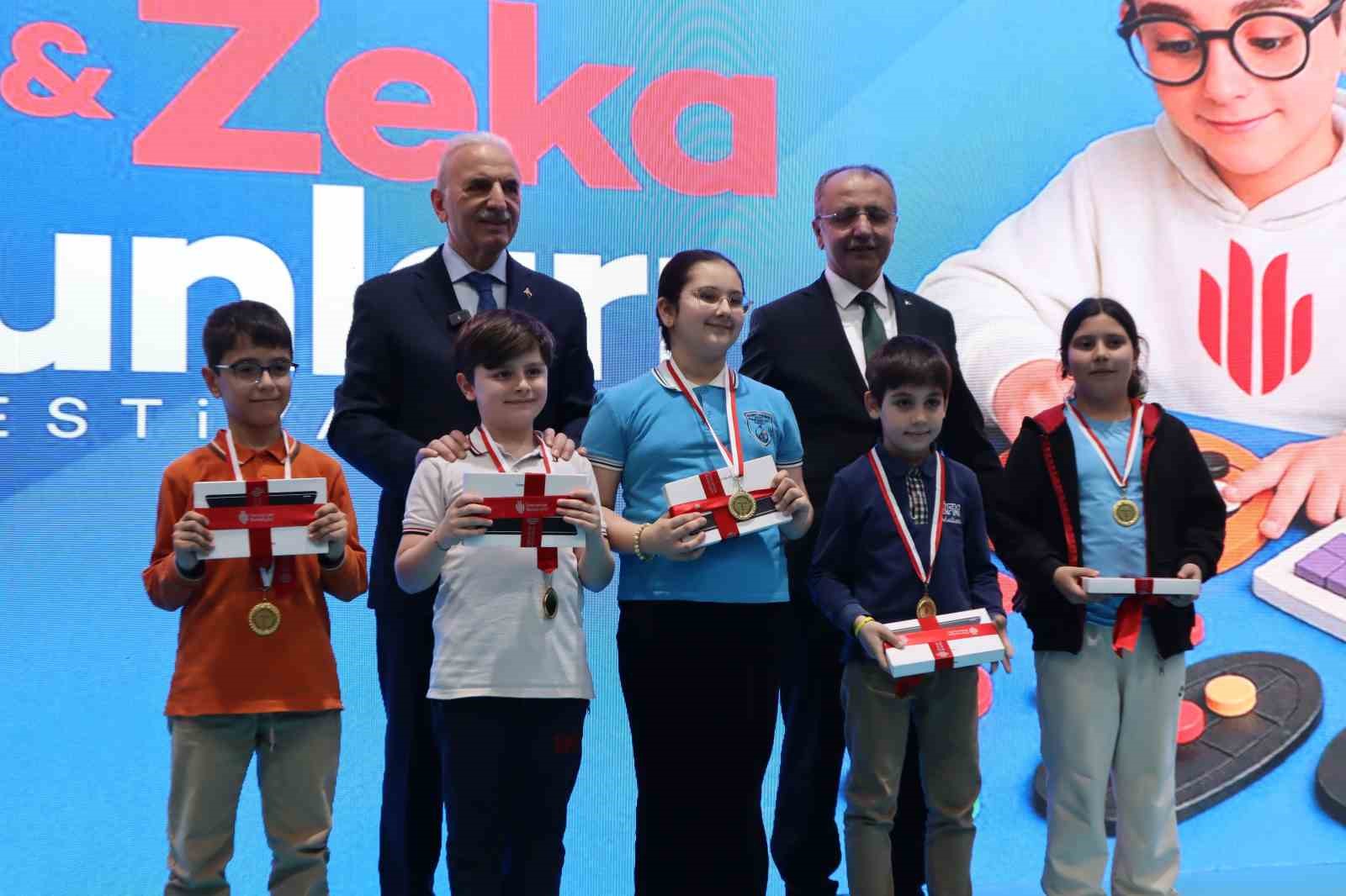 Ümraniye’de Akıl ve Zeka Oyunları Festivali: 257 öğrenci kıyasıya yarıştı
