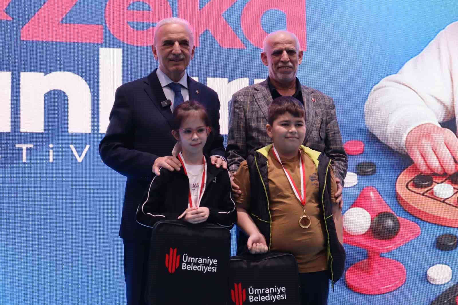 Ümraniye’de Akıl ve Zeka Oyunları Festivali: 257 öğrenci kıyasıya yarıştı
