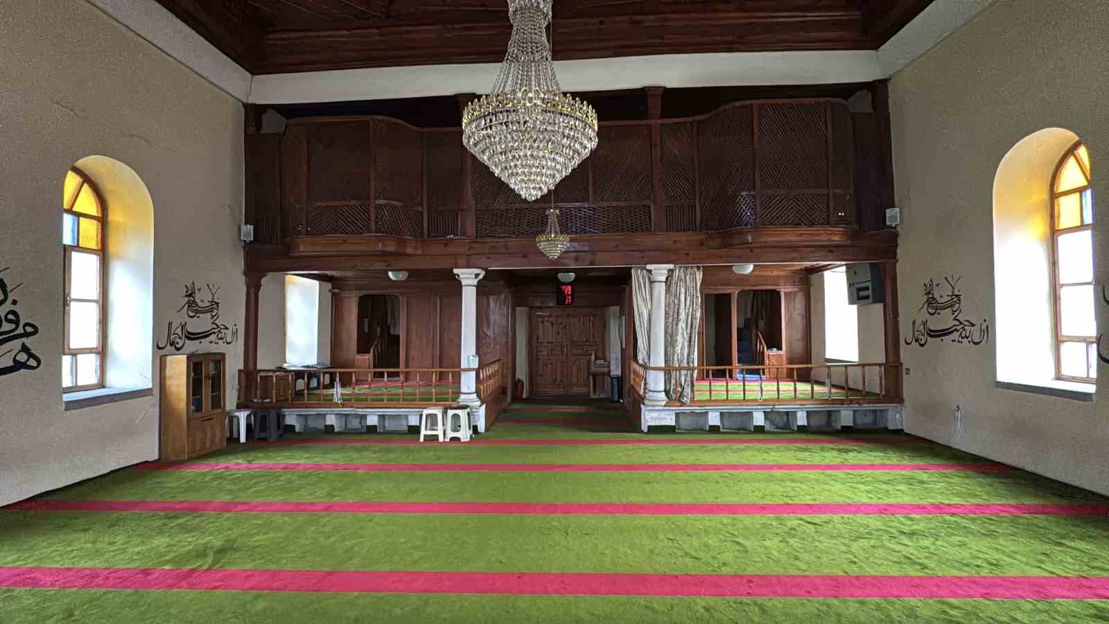 UNESCO kenti Safranbolu’da Ramazan asırlık camilerde yaşanacak
UNESCO kenti Safranbolu’da Ramazan asırlık camilerde yaşanacak