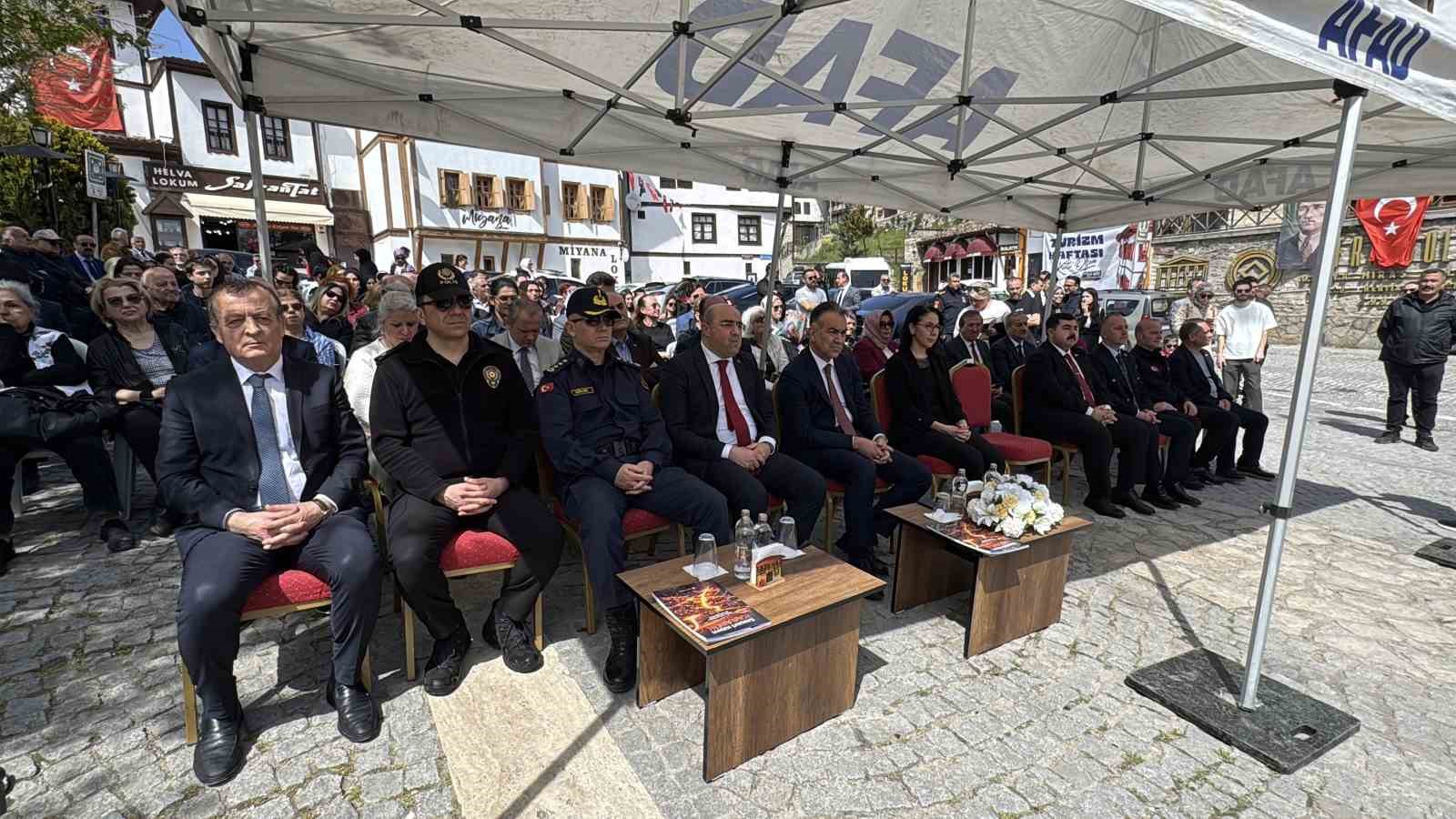UNESCO kenti Safranbolu’da Turizm Haftası kutlamaları başladı
UNESCO kenti Safranbolu’da Turizm Haftası kutlamaları başladı