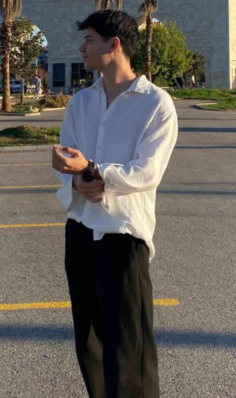 Üniversite öğrencisi genç geçirdiği kazada hayatını kaybetti
