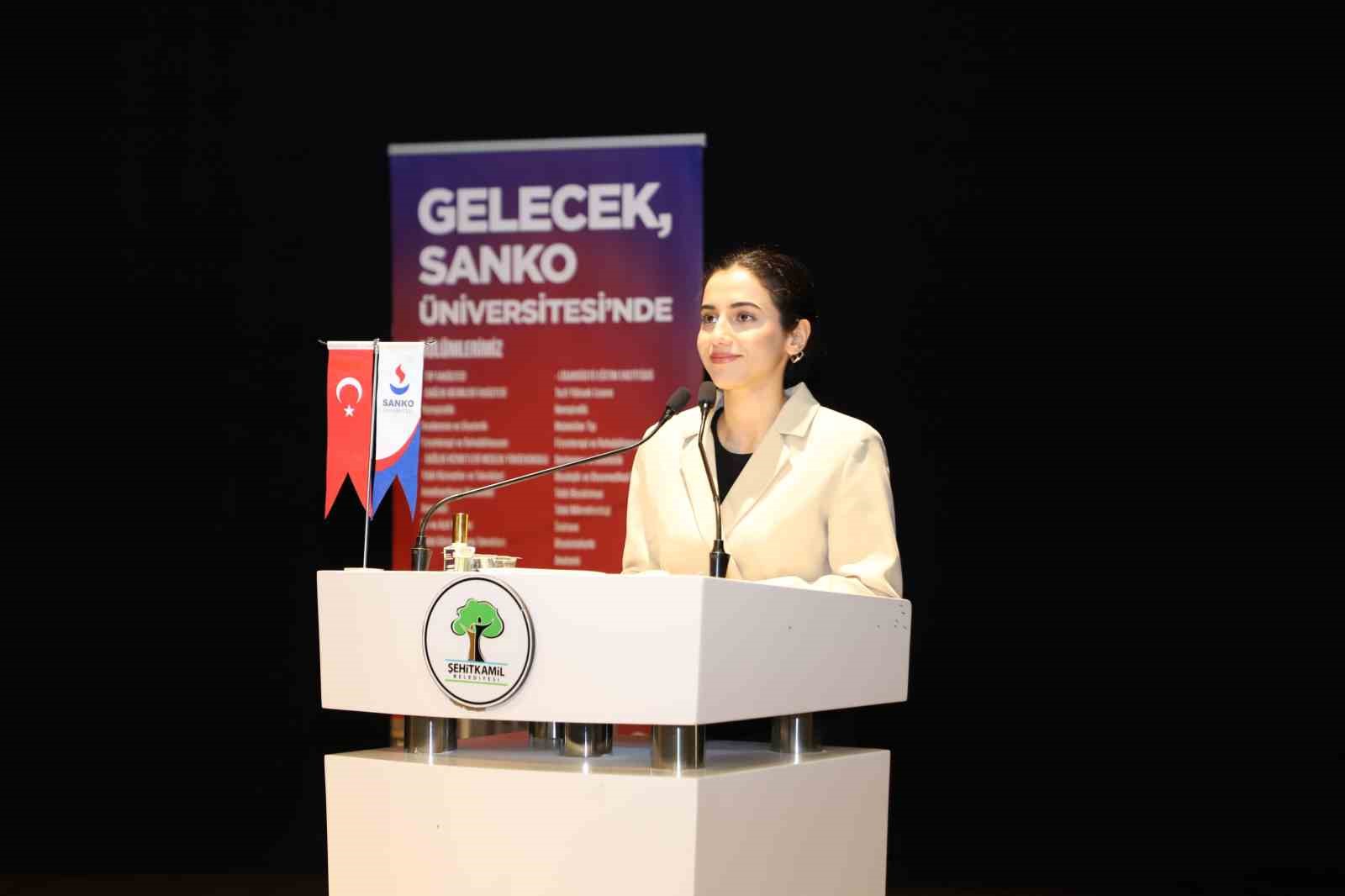 ‘Üniversite Yolunda Sınav Stratejileri’ etkinliği yapıldı
‘Üniversite Yolunda Sınav Stratejileri’ etkinliği yapıldı