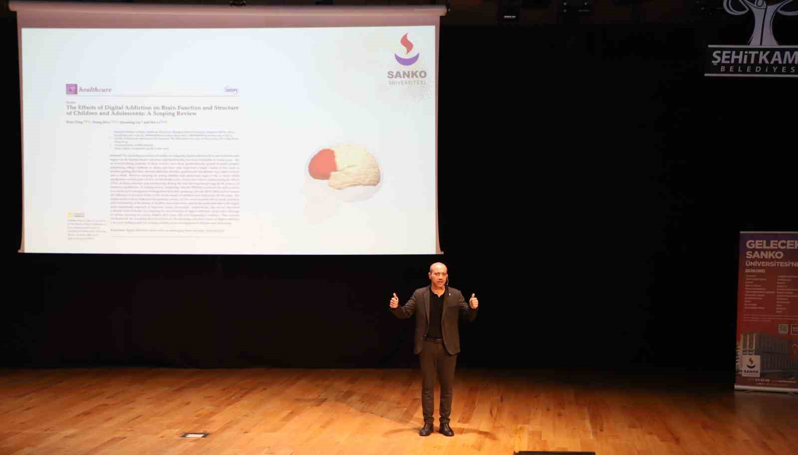 ‘Üniversite Yolunda Sınav Stratejileri’ etkinliği yapıldı
‘Üniversite Yolunda Sınav Stratejileri’ etkinliği yapıldı