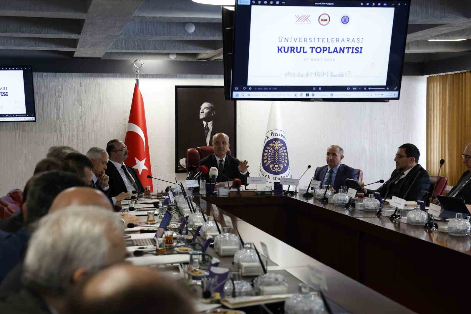 Üniversitelerarası kurul toplantısı Atatürk Üniversitesi ev sahipliğinde yapıldı: Yükseköğretimde güç birliği Erzurum’da sağlandı
