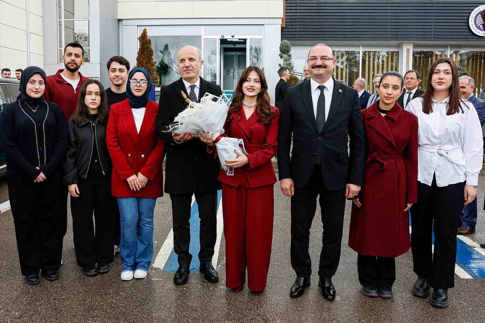 Üniversitelerarası kurul toplantısı Atatürk Üniversitesi ev sahipliğinde yapıldı: Yükseköğretimde güç birliği Erzurum’da sağlandı
