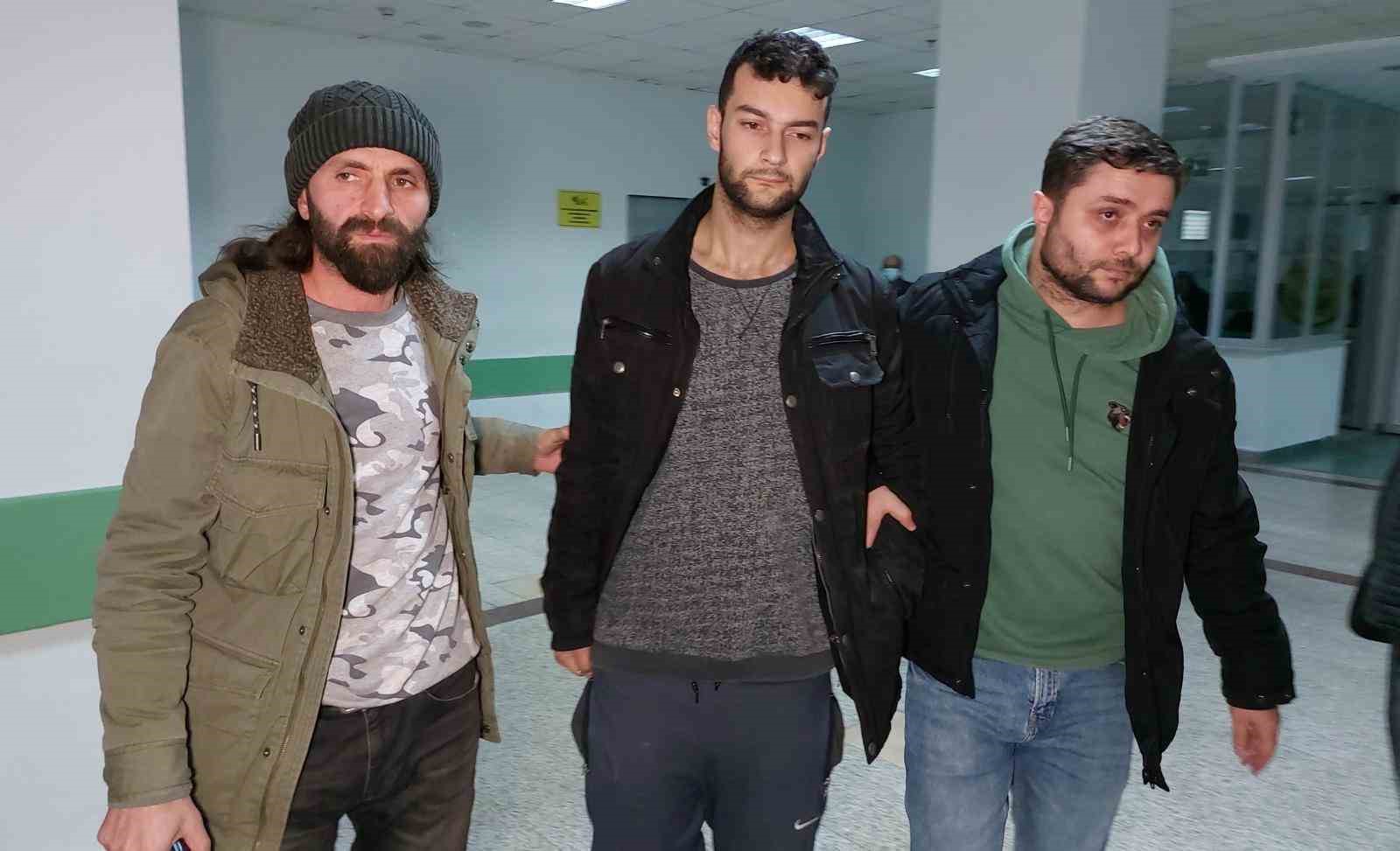 Üniversiteli cinayetinde Yargıtay kararı sonrası 2 kardeşe hapis
Üniversiteli cinayetinde Yargıtay kararı sonrası 2 kardeşe hapis