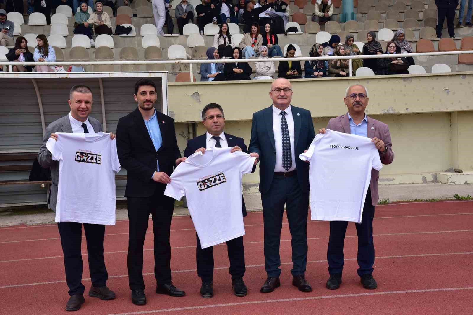 Üniversiteli sporculardan Filistin ve Gazze’ye özgürlük etkinliği
