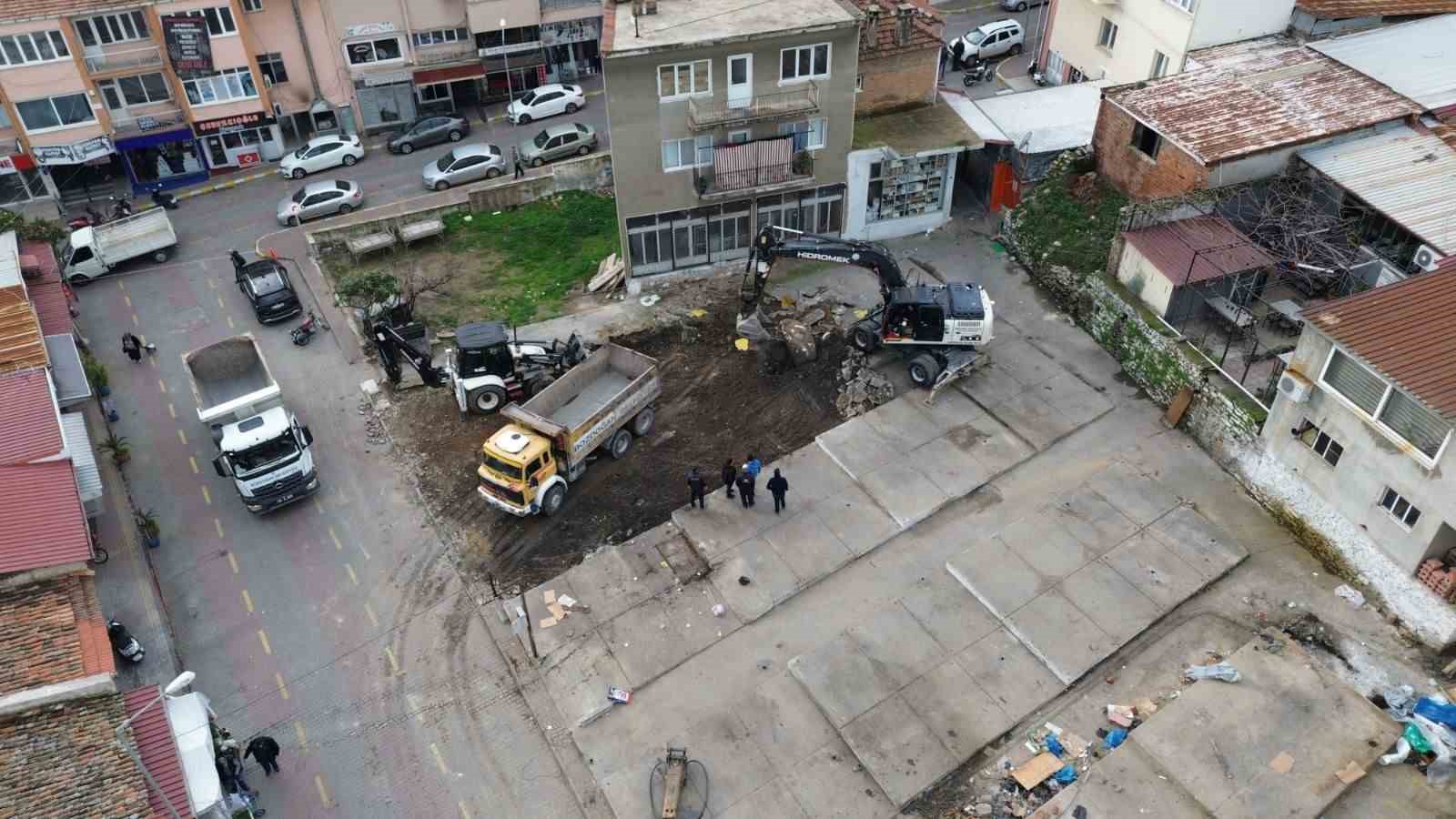 Üretici kadınların emeklerini sergilediği alanda anlaşmazlık iddiası
