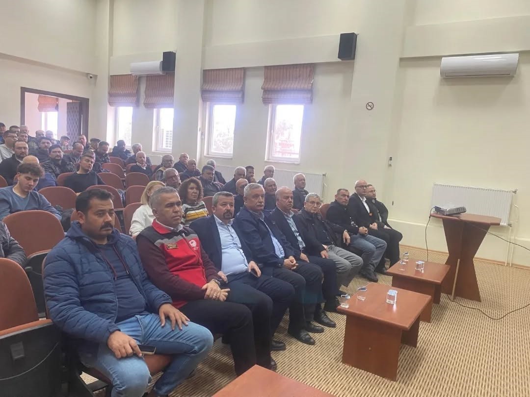 Üreticiler tarımsal risklere karşı bilgilendirildi
