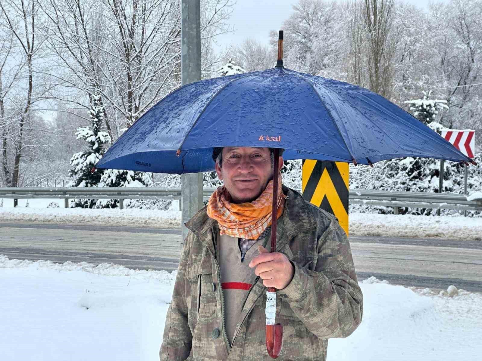 Uşak-Ankara karayolu 3 saat trafiğe kapandı
