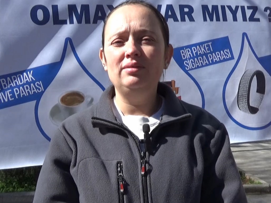 Uşak Belediyesi personeli, hasta iki kardeş için harekete geçti
Uşak Belediyesi personeli, hasta iki kardeş için harekete geçti