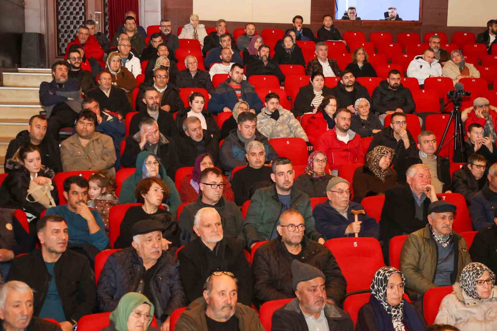 Uşak Belediyesi uzun yıllardır çözüm bekleyen sorunu uzlaşmayla çözdü
