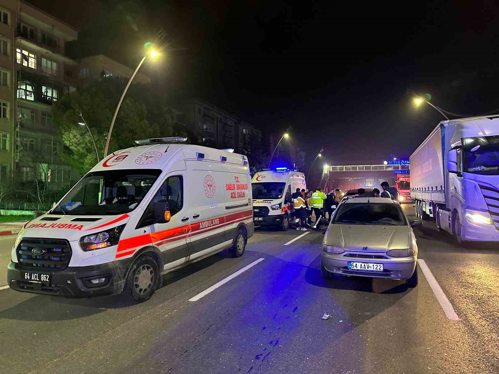 Uşak’ta 4 araçlı zincirleme kazada 6 kişi yaralandı
