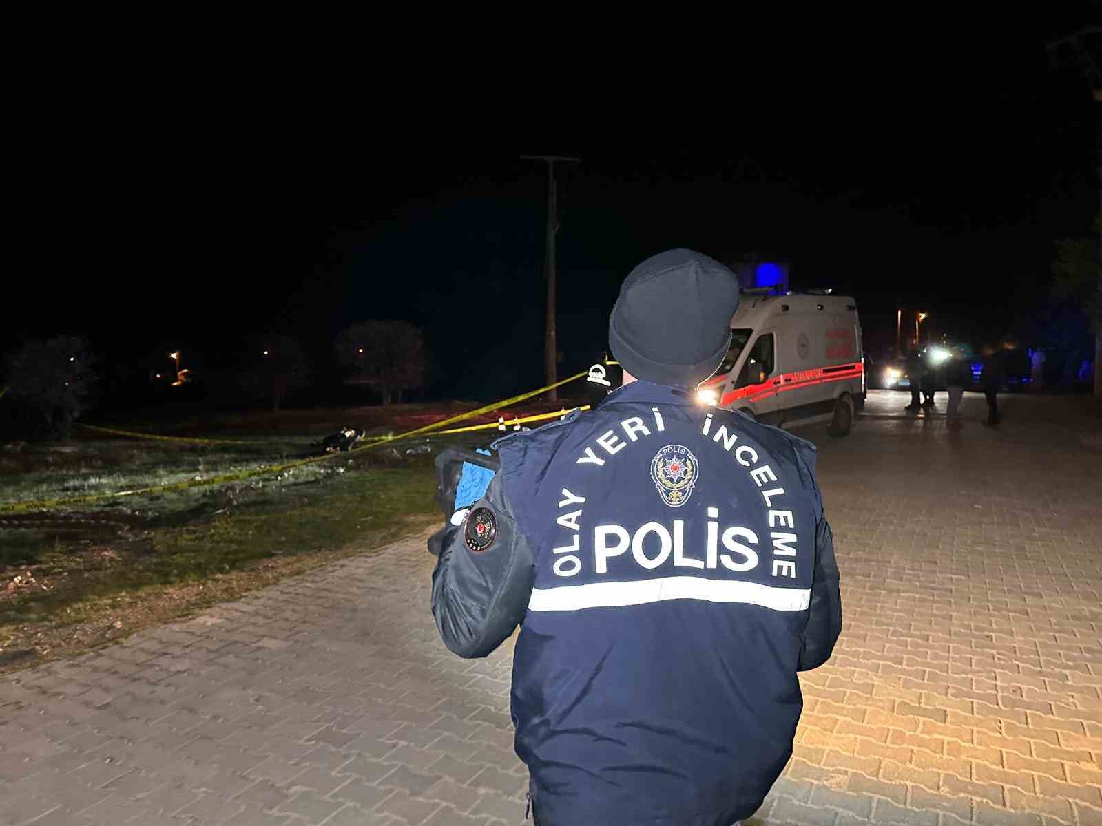 Uşak’ta motosiklet araziye devrildi: 1 ölü
