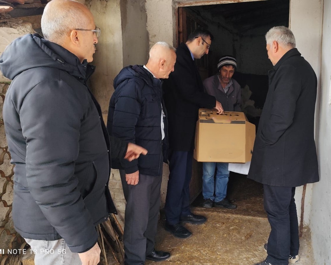 Uşak’ta tarım teşkilatı sahada üreticilerle buluştu
