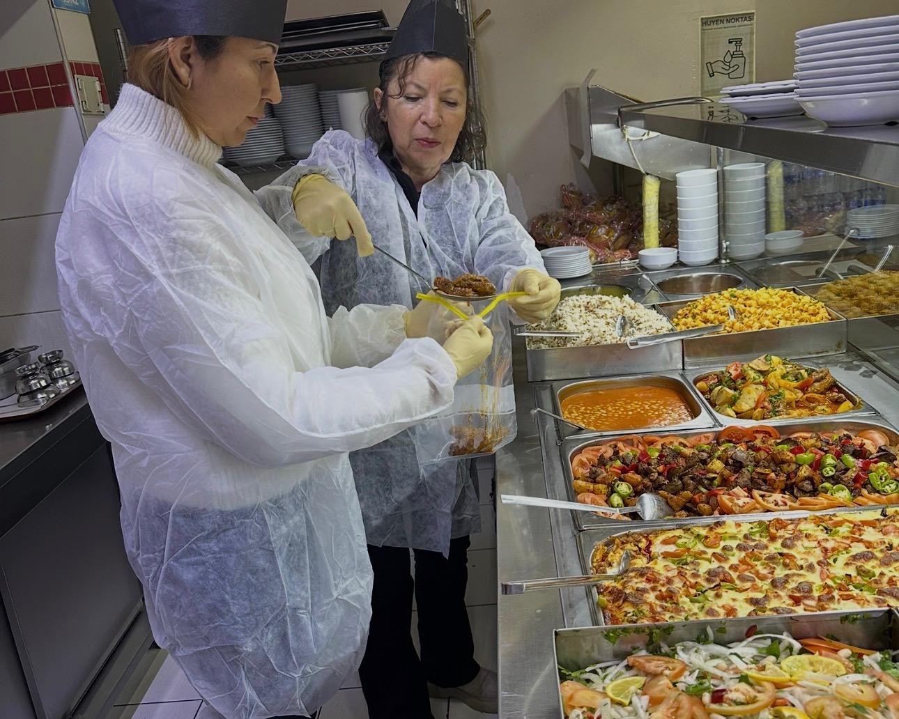 Uşak’ta toplu tüketim yerlerine yönelik denetimler aralıksız sürüyor
