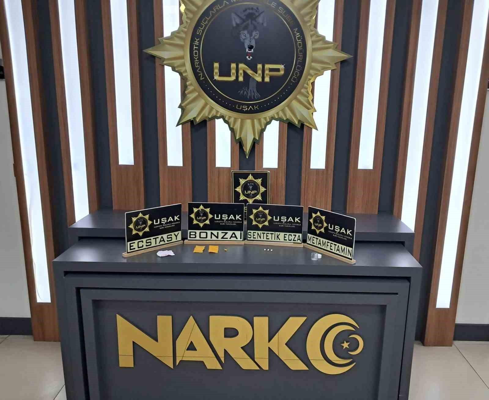 Uşak’ta uyuşturucu operasyonlarında gözaltına alınan 6 kişiden 5’i tutuklandı
