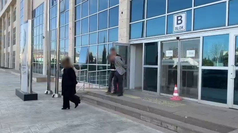 Uşak’ta uyuşturucu operasyonu: 3 tutuklama
