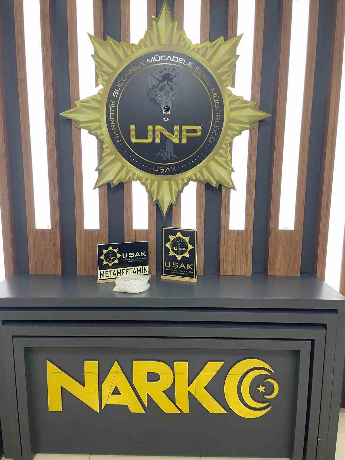 Uşak’ta uyuşturucu operasyonu: 3 tutuklama
