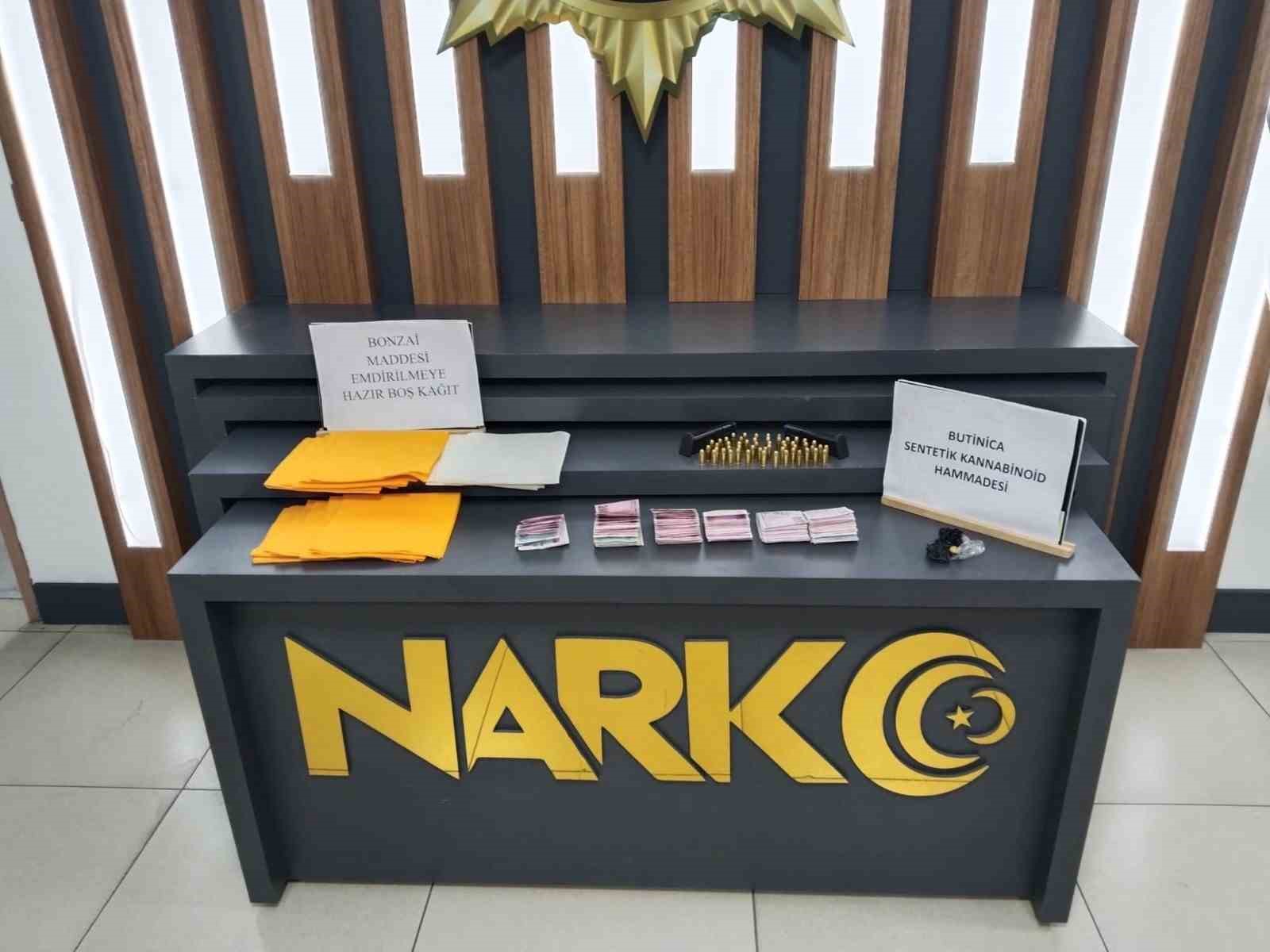 Uşak’ta uyuşturucu operasyonu: 3 tutuklama
