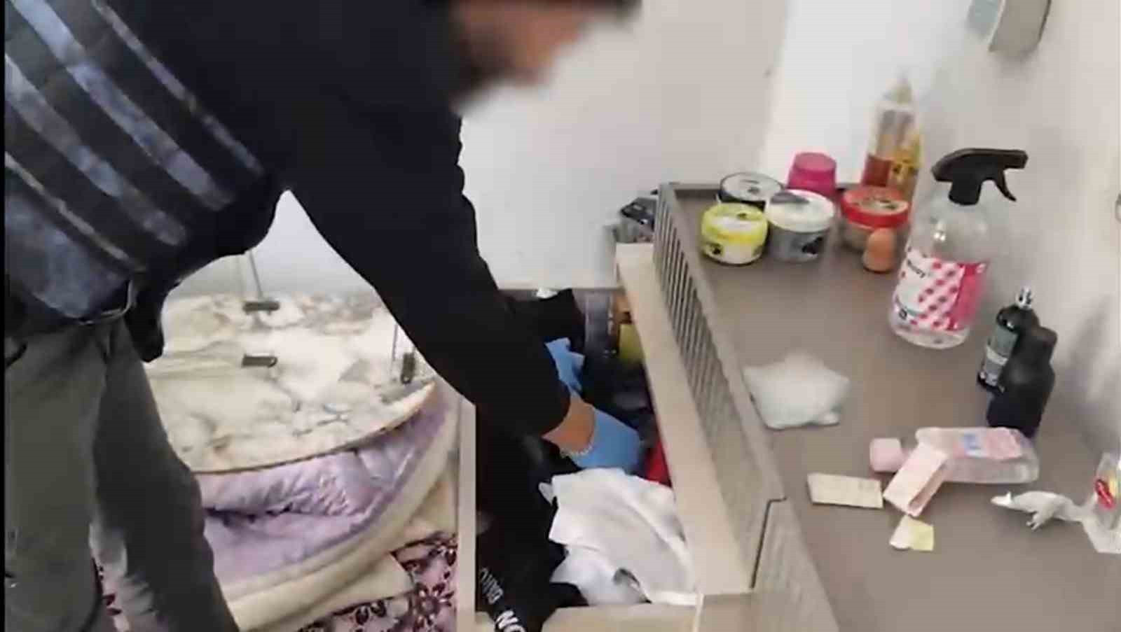 Uşak’ta uyuşturucu operasyonu: 8 tutuklama
