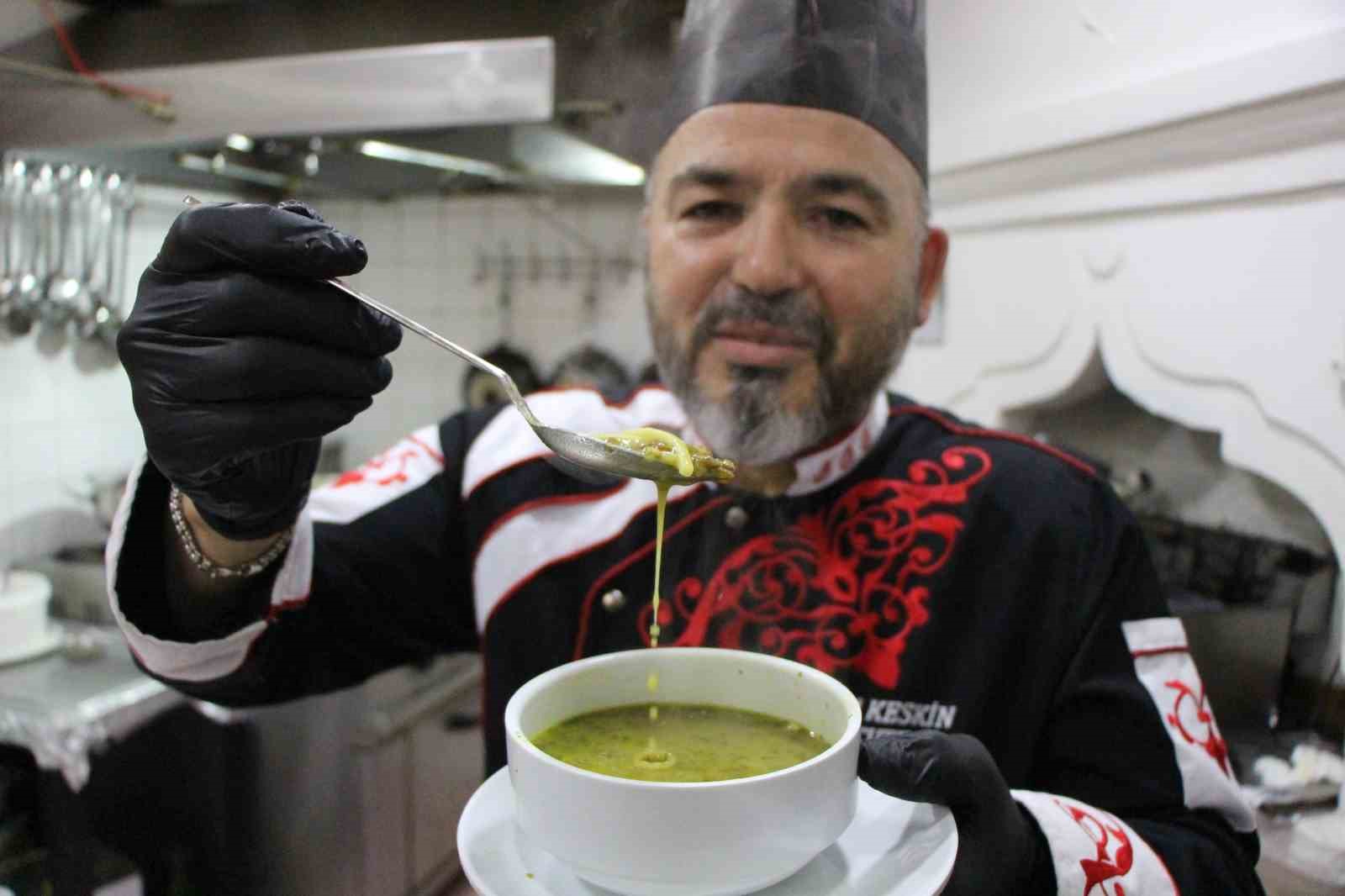 Usta şeflerden "sakala çarpan çorbası" tavsiyesi: "Acıktırmaz, susatmaz"
