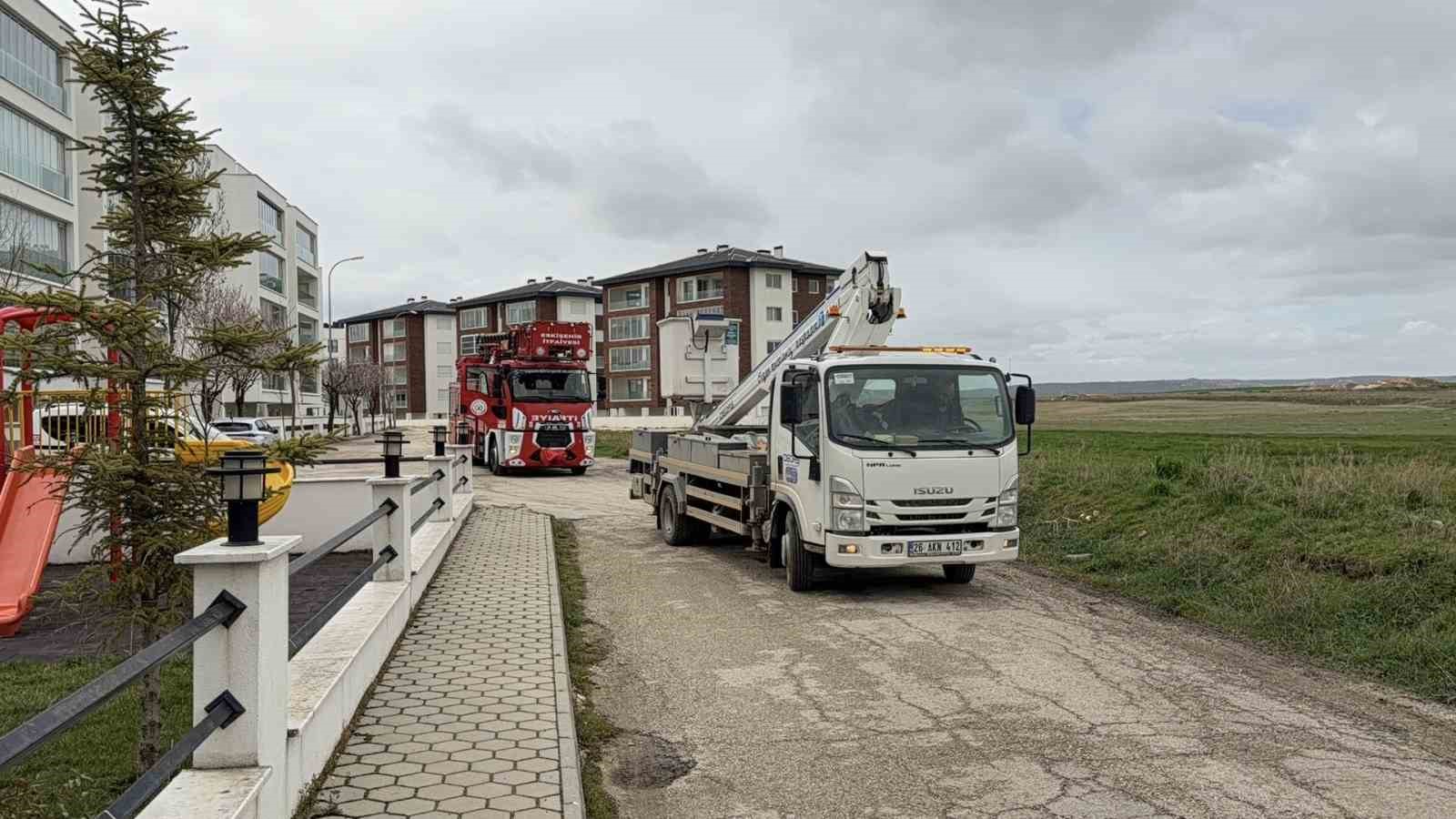 Ütü kaynaklı yangın ekipleri harekete geçirdi
