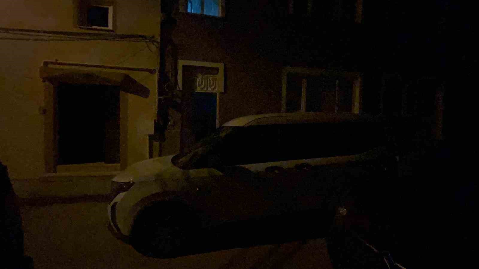 Uyuşturucu kullanımına bağlı kalbi duran genç kurtarılamadı
