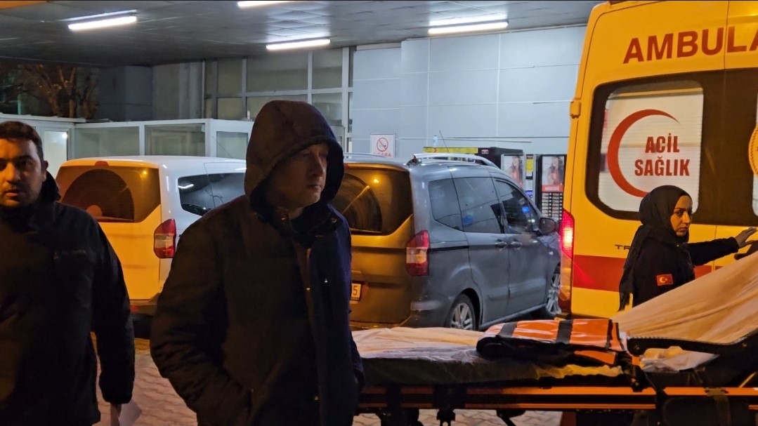 Uyuşturucu operasyonunda gözaltına alınan isimler sağlık kontrolünden geçirildi
