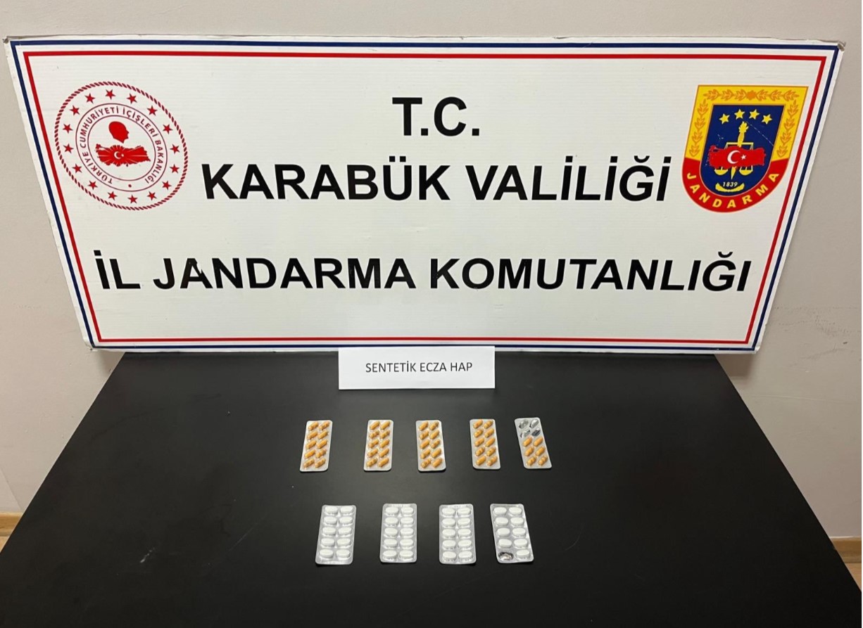 Uyuşturucu ve kaçak kazı operasyonunda 5 şüpheli yakalandı
Uyuşturucu ve kaçak kazı operasyonunda 5 şüpheli yakalandı