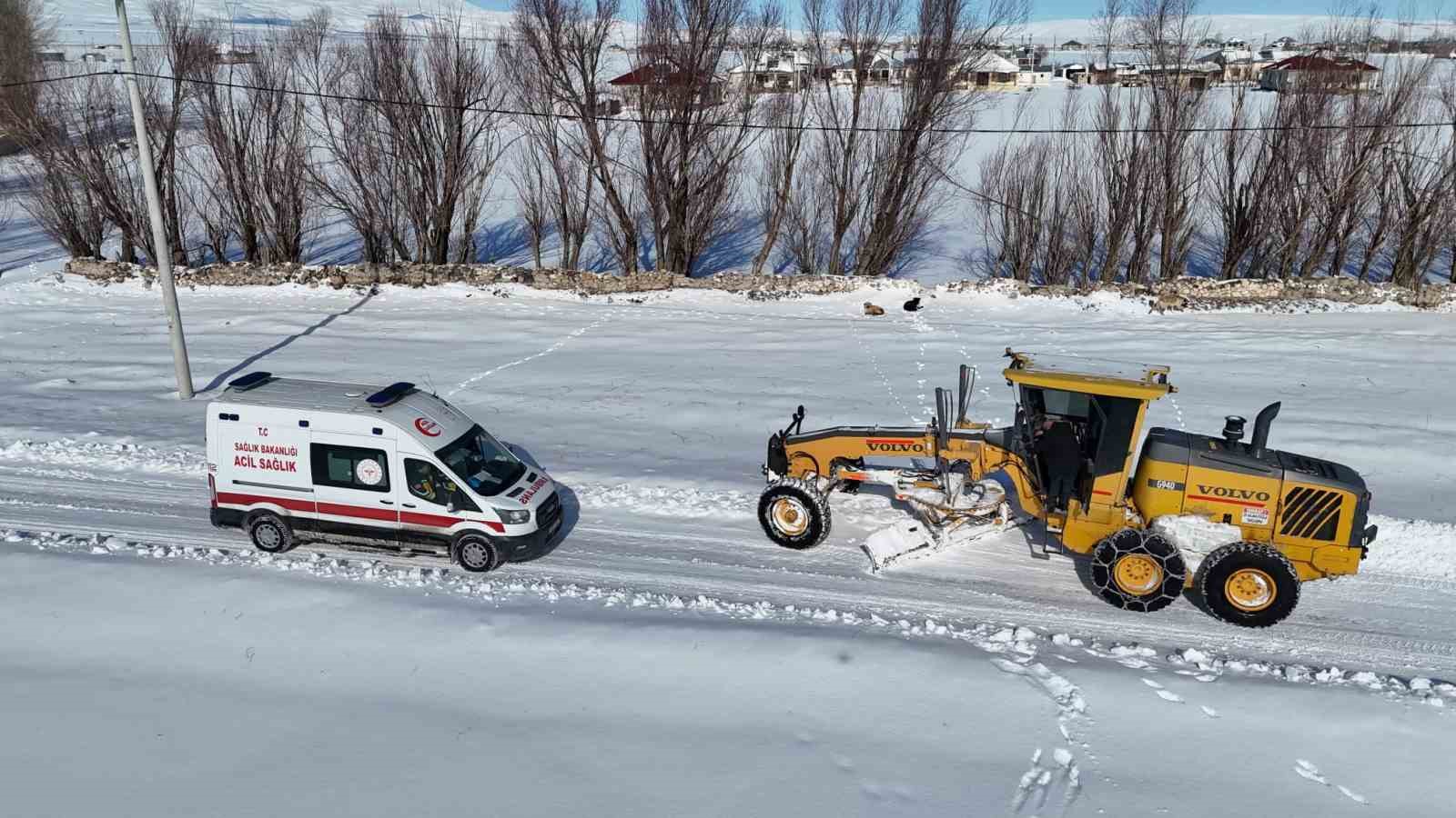 Üzerine sıcak su dökülen çocuk için seferberlik
