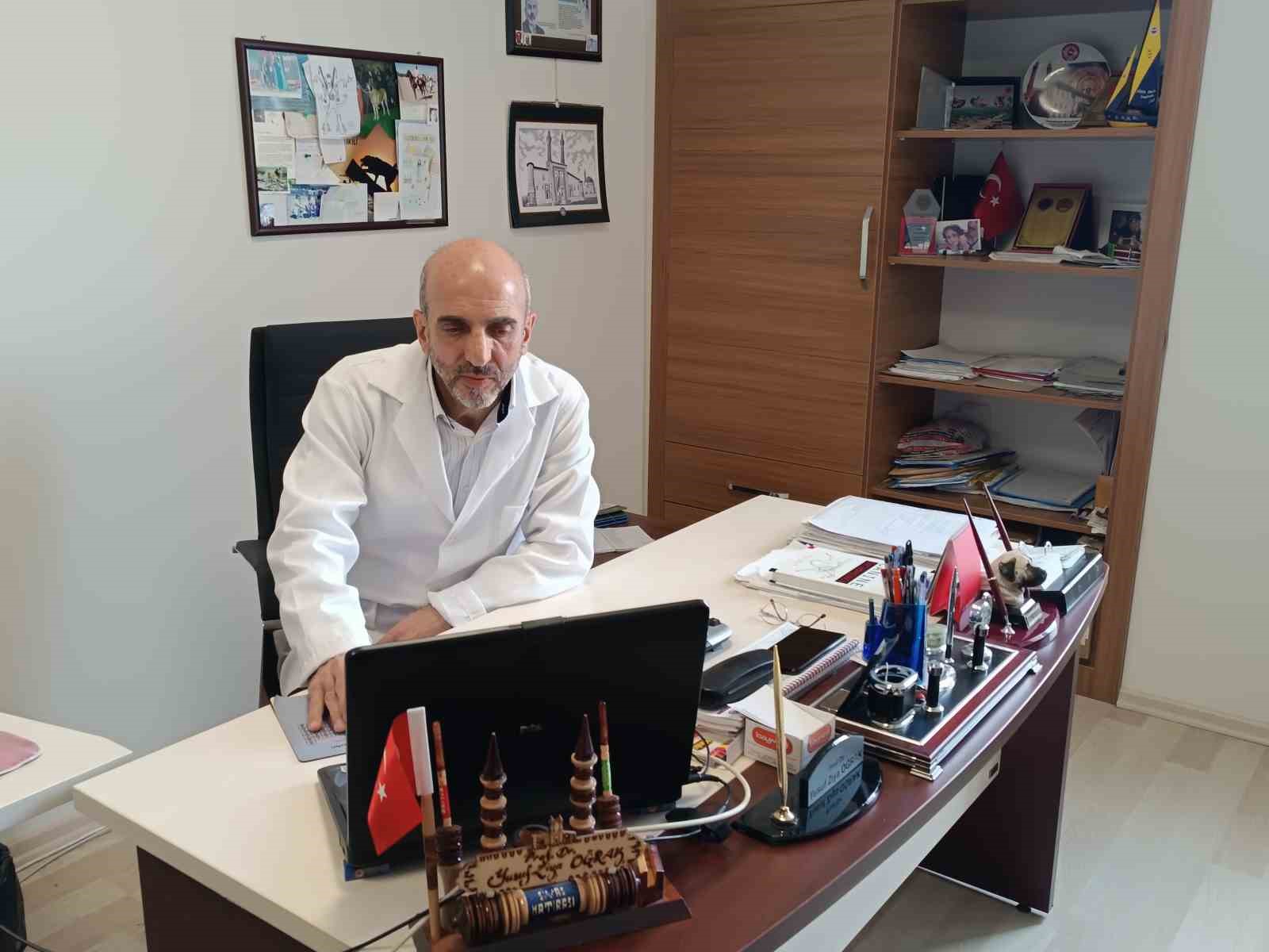 Uzman tavsiyesi: "Ayıyla karşılaşınca kaçmayın, ondan büyük görünmeye çalışın"
