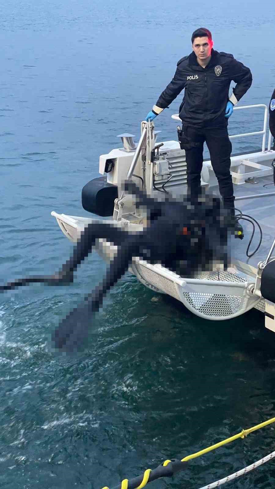 Uzmanı, kimliği belirsiz esrarengiz dalgıç cesedini analiz etti
