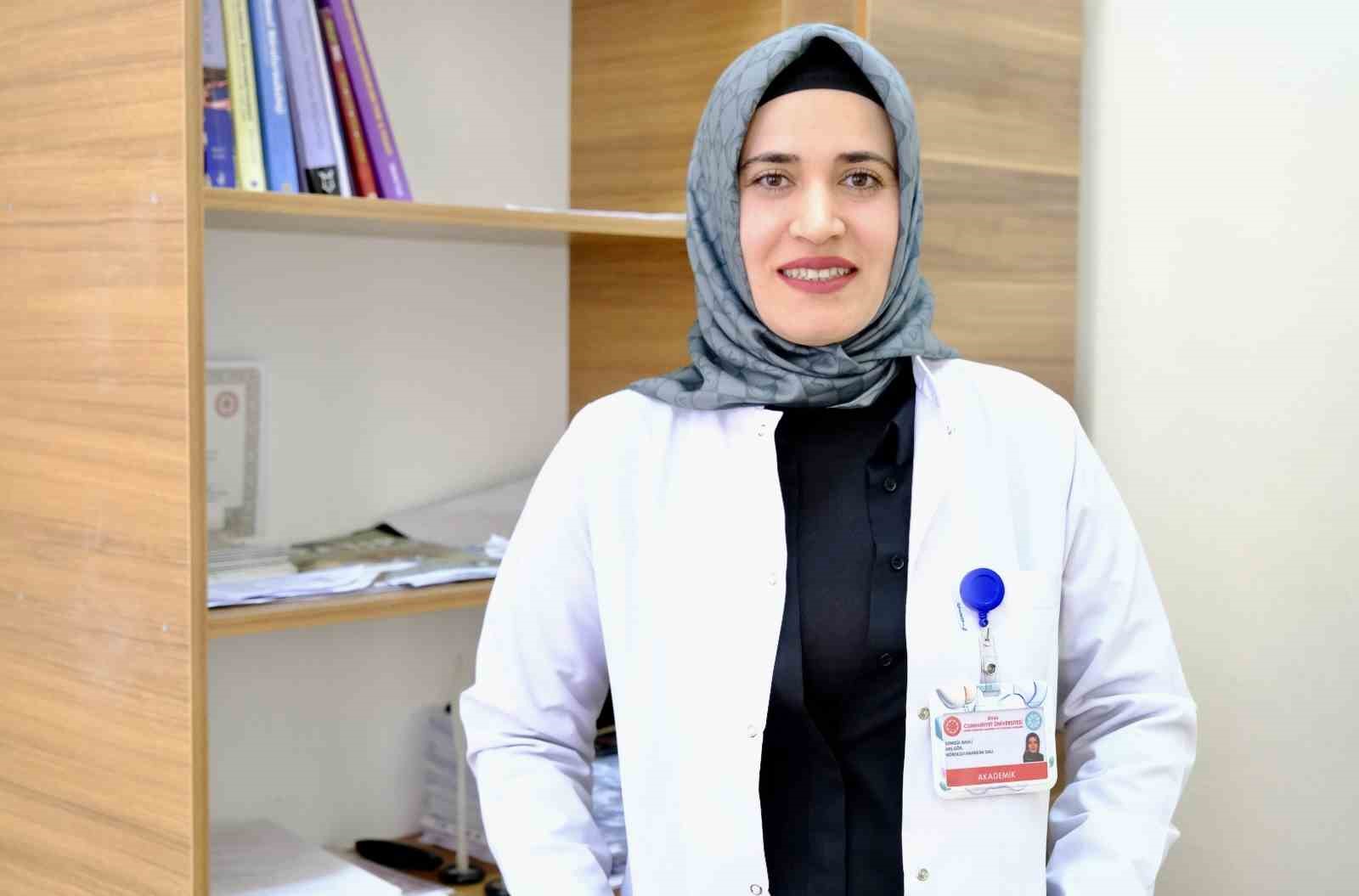 Uzmanı uyardı: "Parkinson hastalığında erken teşhis önemli"
Uzmanı uyardı: "Parkinson hastalığında erken teşhis önemli"