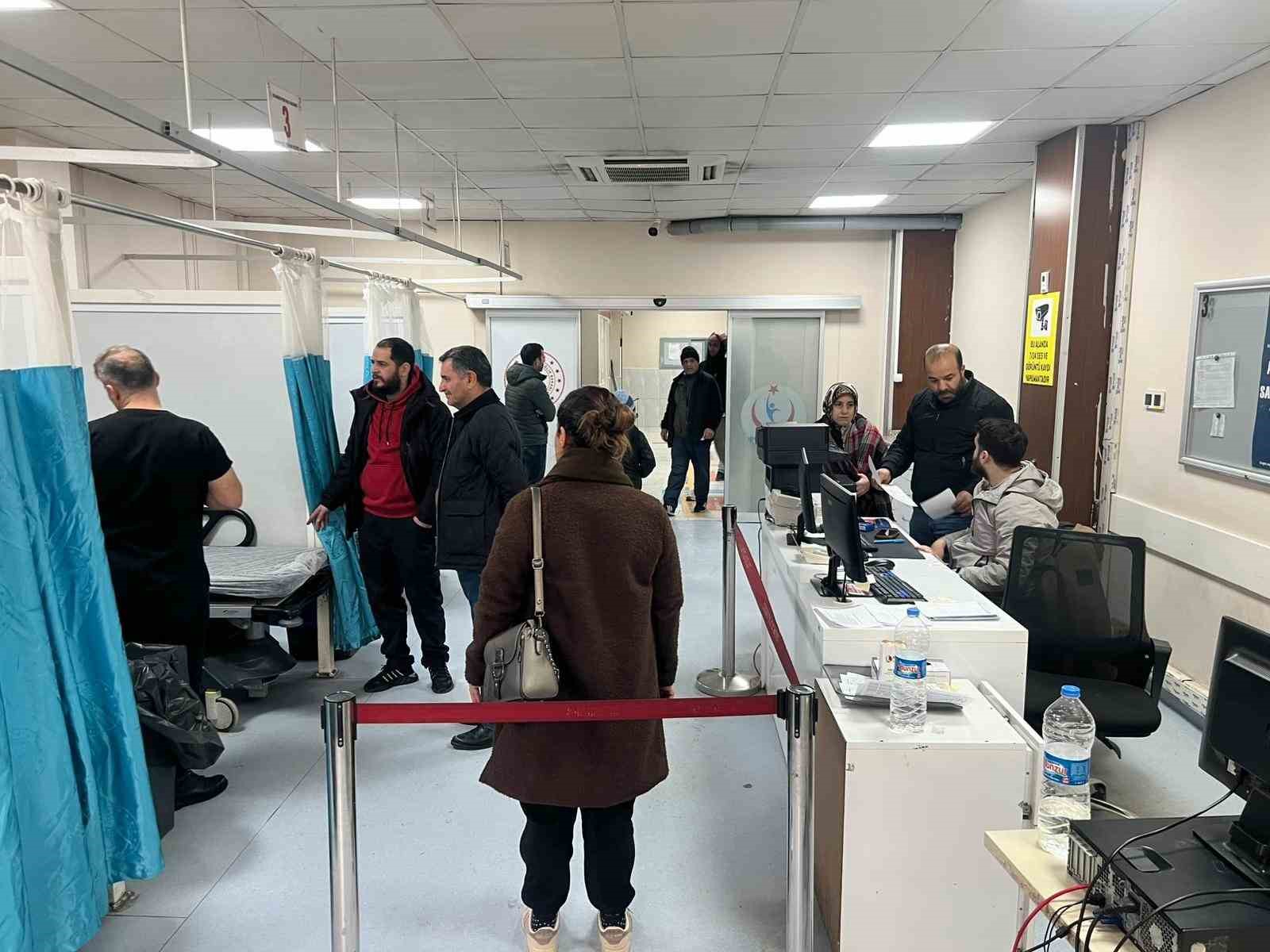 Uzmanından buzlu havada kösele ayakkabı, kundura ve yüksek topuk uyarısı
Uzmanından buzlu havada kösele ayakkabı, kundura ve yüksek topuk uyarısı