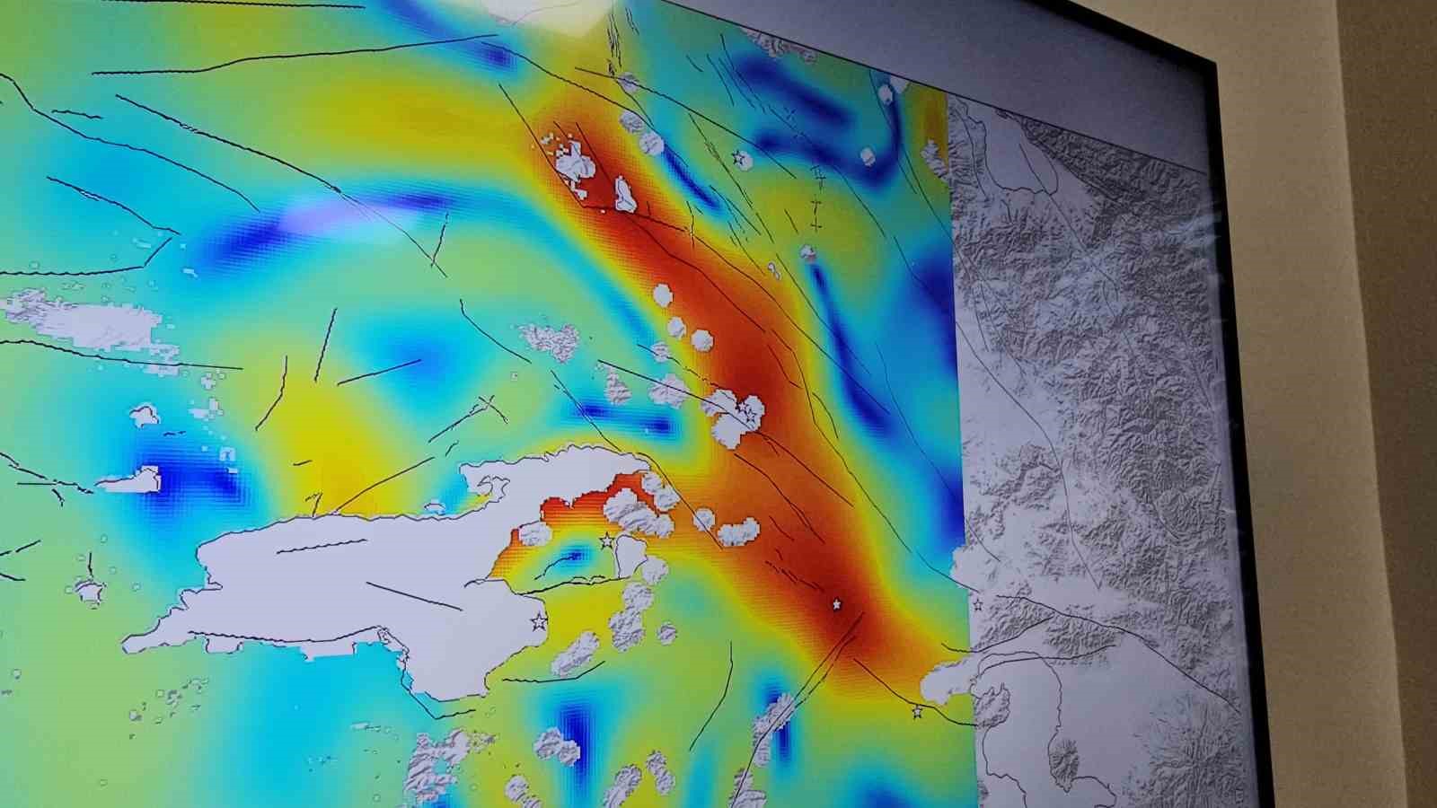 Uzmanından Doğu Anadolu için uyarı, "2011’deki deprem her şeyin bittiği anlamına gelmiyor"
