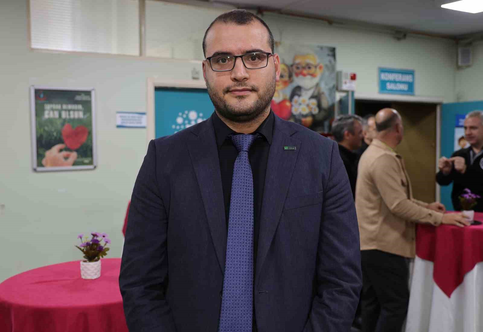 Uzmanından elektronik sigara uyarısı: "Bu likitlerin içerisinde her türlü madde var"
