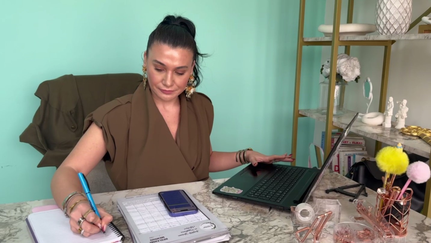 Uzmanından uyarı: "Kas kaybını önlemek için mutlaka sahura kalkılmalı"
Uzmanından uyarı: "Kas kaybını önlemek için mutlaka sahura kalkılmalı"